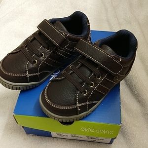 Okies dokie toddler new brown shoes